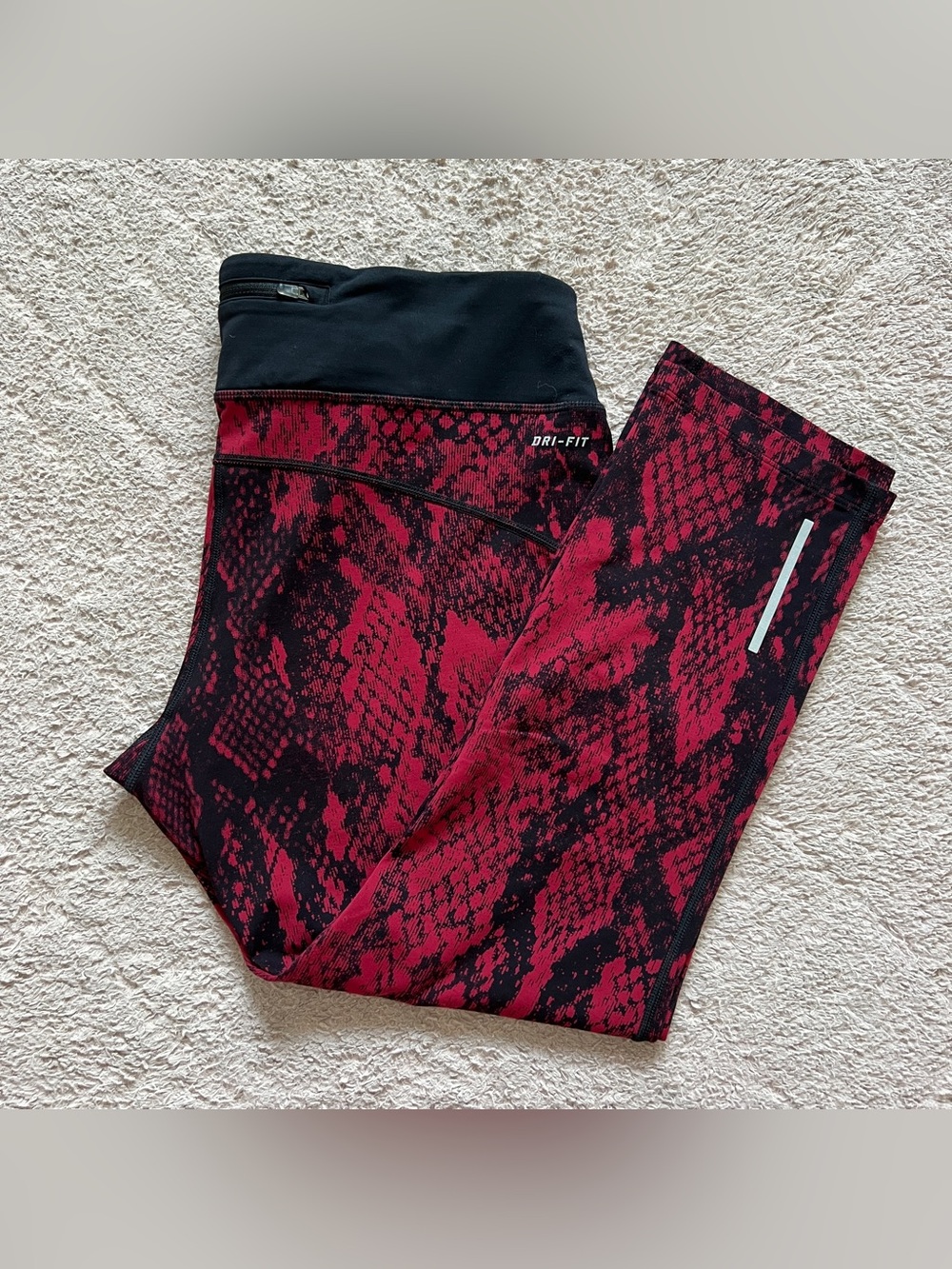 Nike Epic Lux Running Capris Sporty Workout Gym Yoga Pilates Athleisure Sz XL